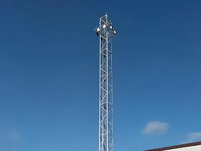 4-Legged Angular Steel Light Tower